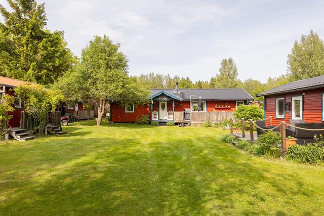 Ekbacksvägen 9