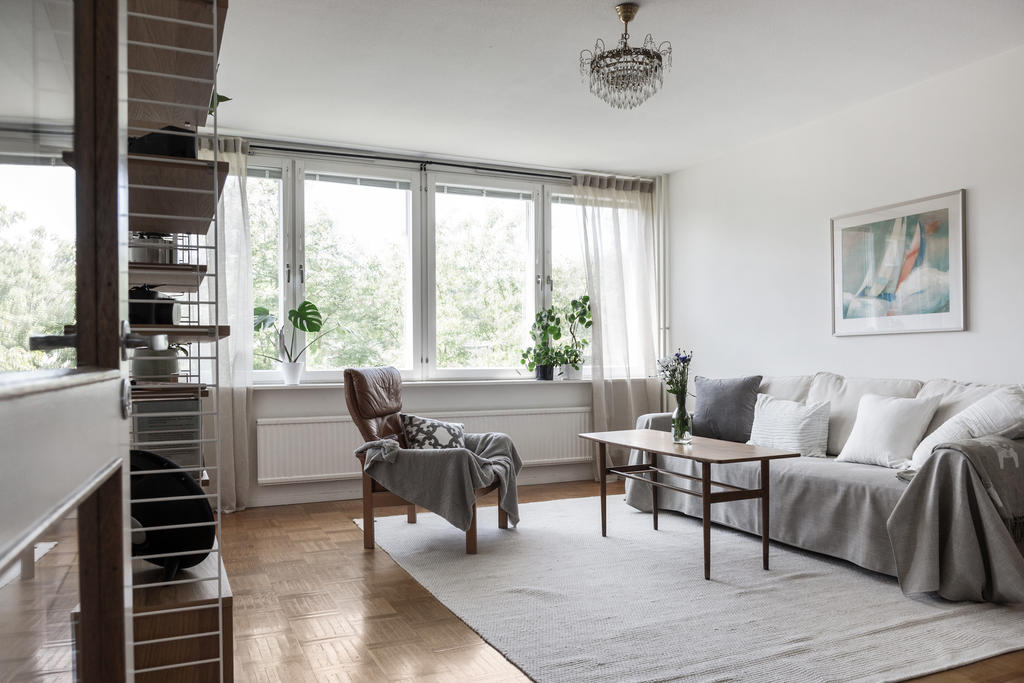 Rogivande och mysigt med grönskan precis utanför!