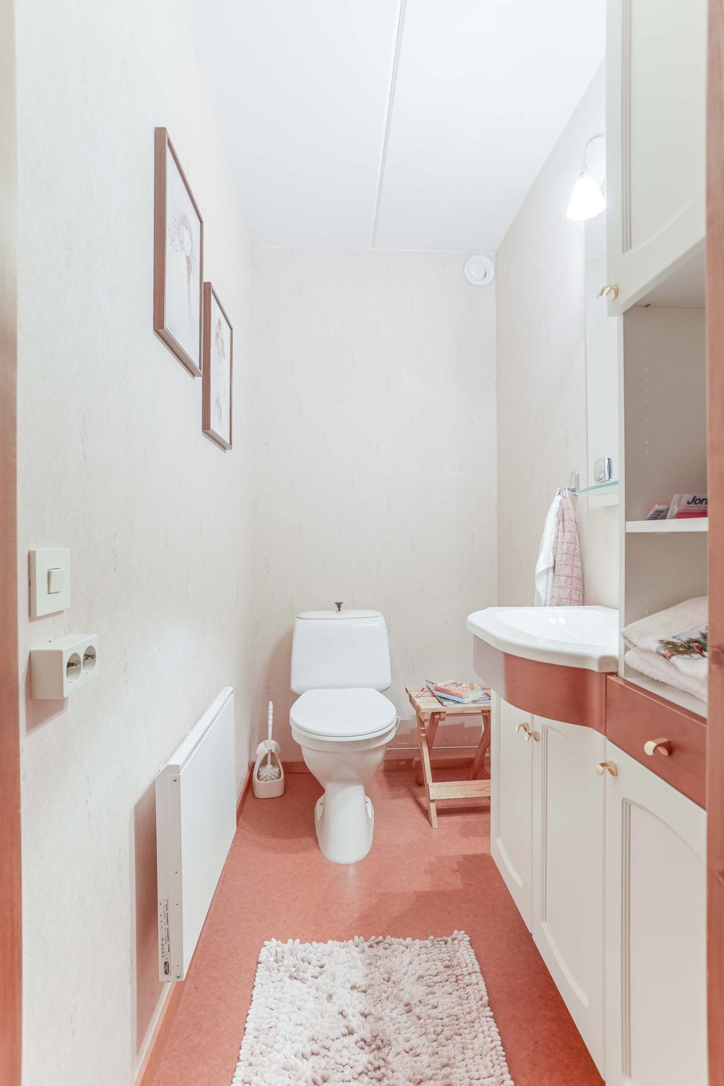 WC i souterrängplan 