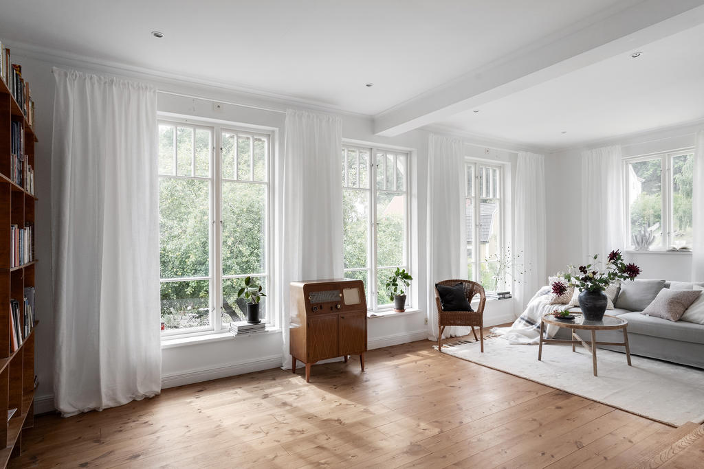 Vardagsrum nedre etage