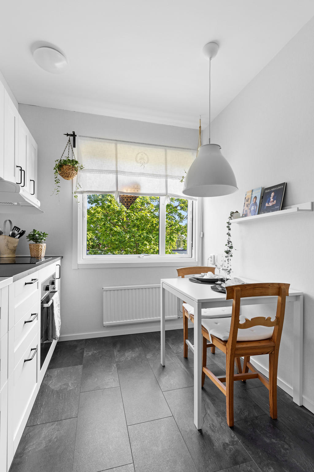 Plats för mindre matbord i köket
