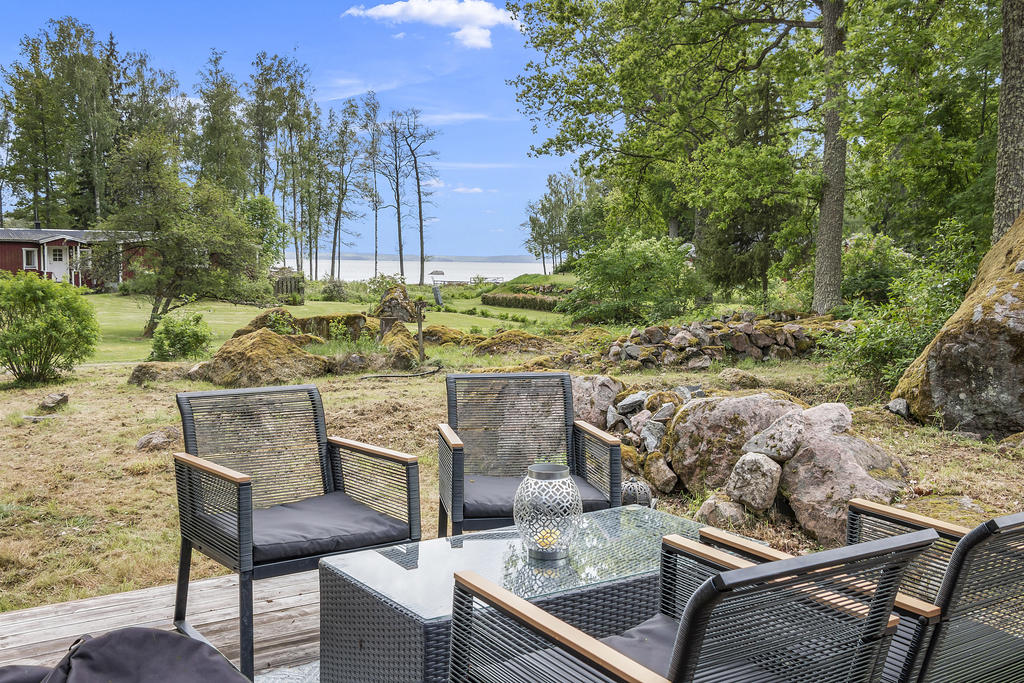 Utsikt mot vattnet 