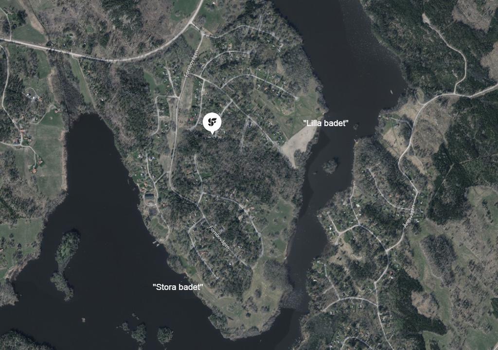 Gångavstånd till områdets båda badplatser