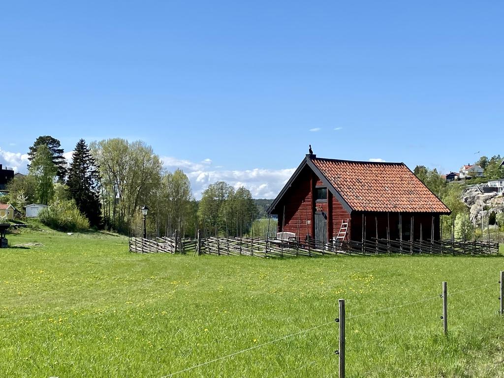 Kulturstallet  och fårhagen i Älvnäs