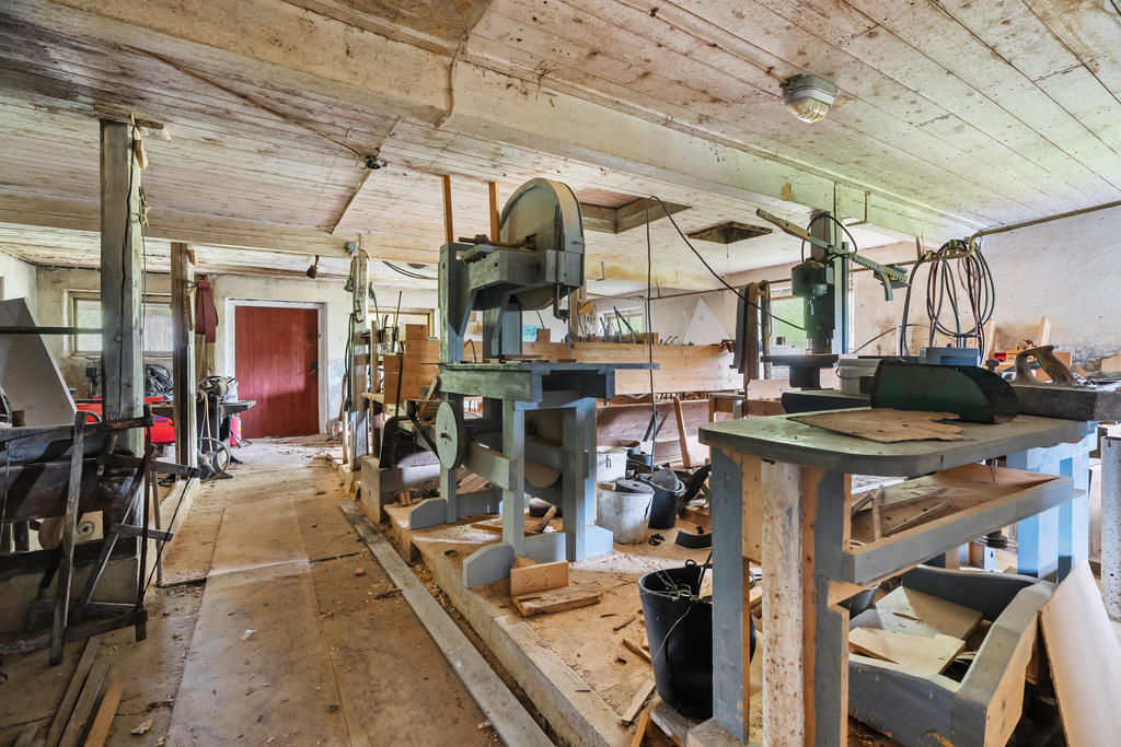 Ladugården har använts som hobbyverksamhet.