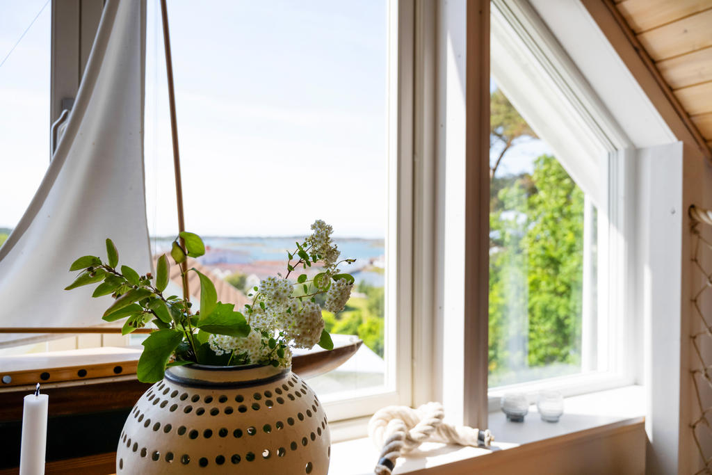 Detaljbild loft över plan.