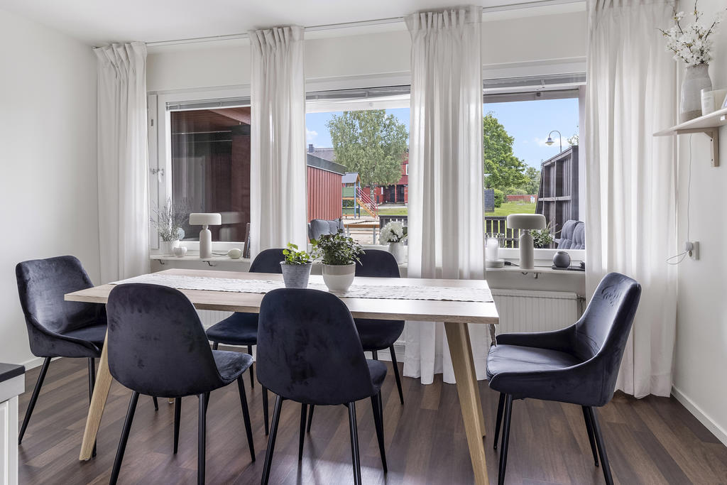 Matplats intill kök 