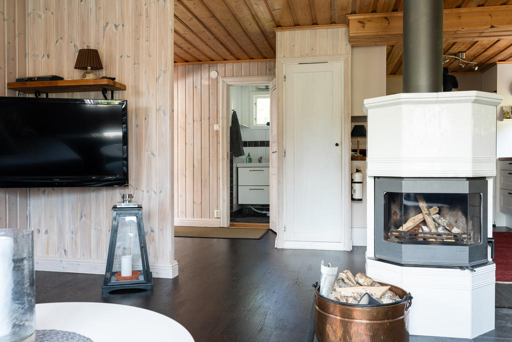 Vardagsrum mot hall/badrum