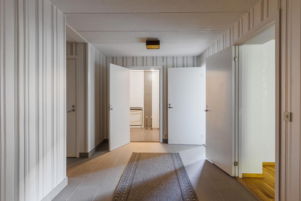 Hall i källare