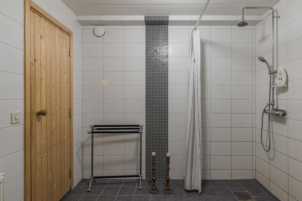 Duschrum/Bastu
