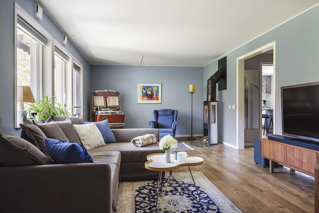 Braskamin i vardagsrummet