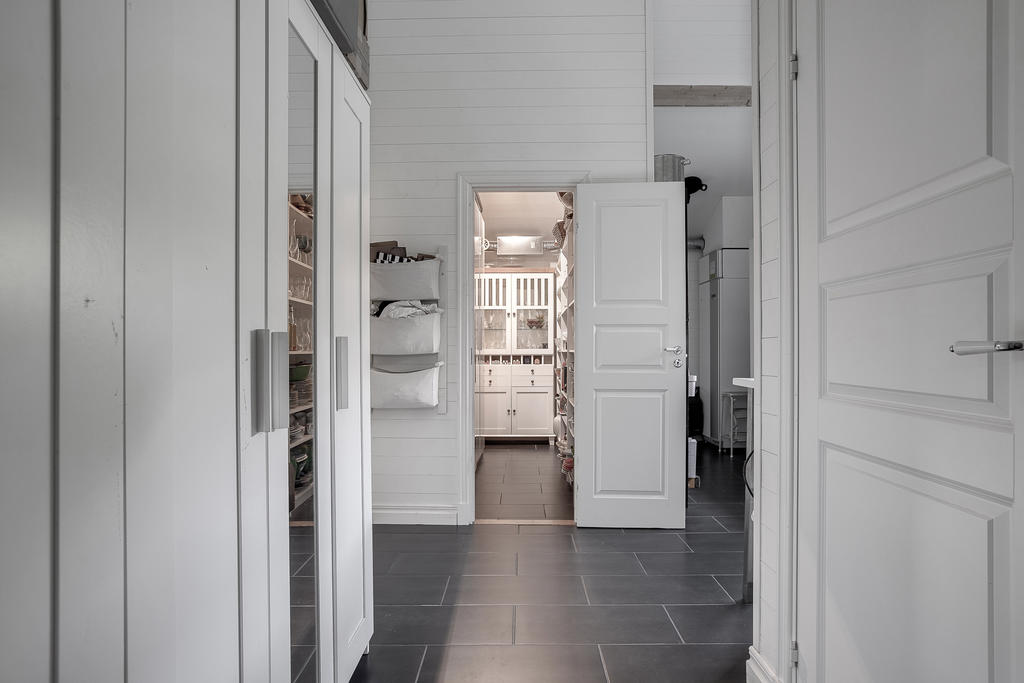 Groventré / tvättstuga