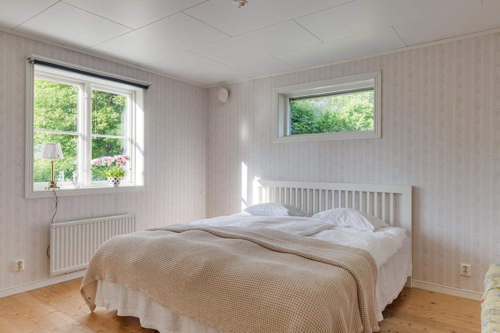 Sovrum på första plan 