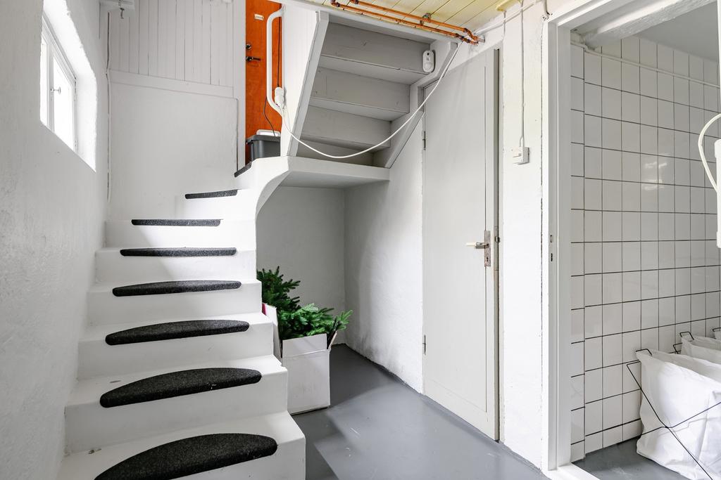 Hall i källare