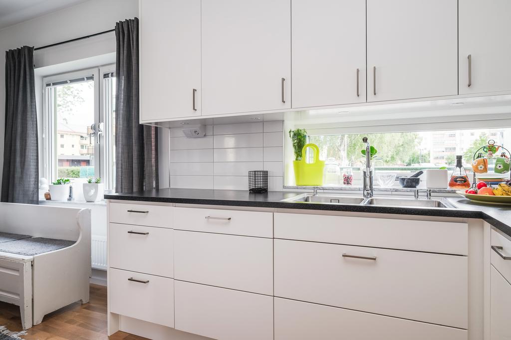 Fönsterbrädor i marmor