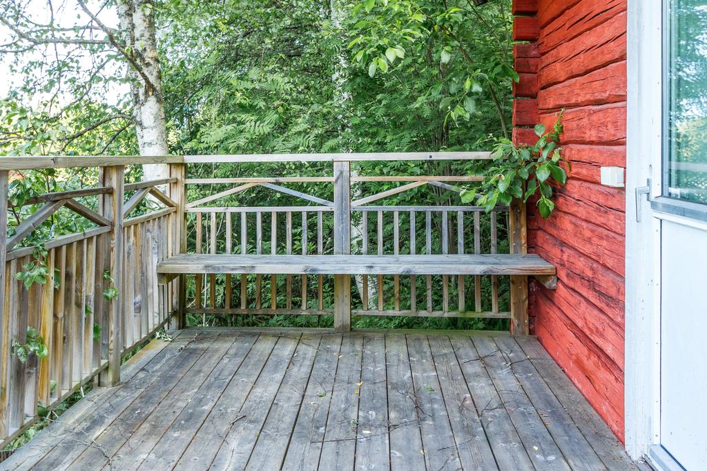 Uteplats gäststuga