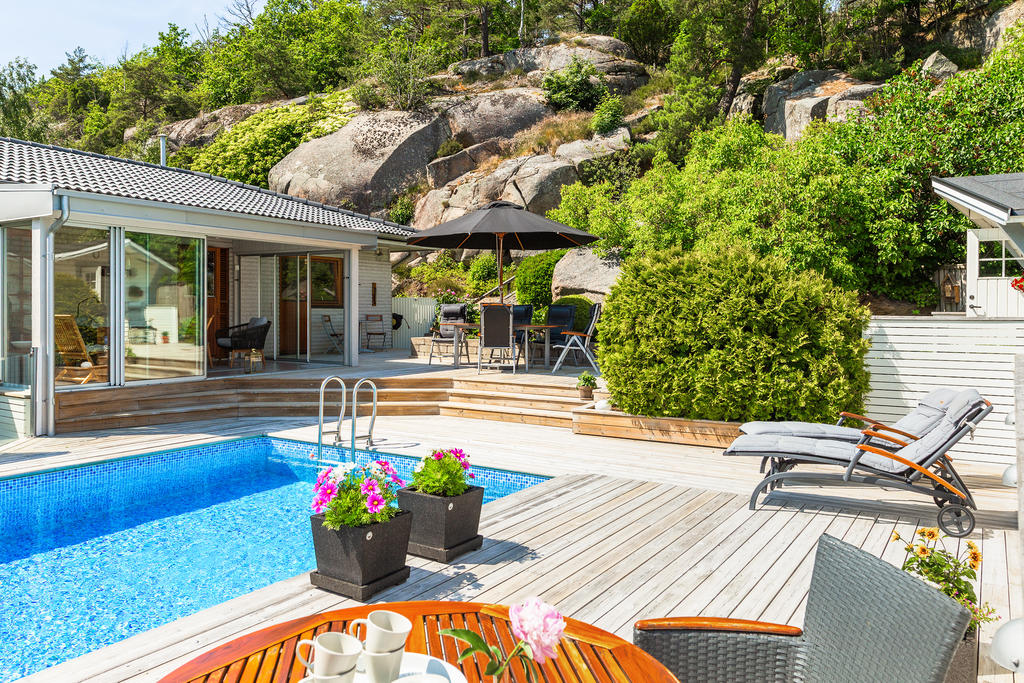 En underbar poolvilla med fina utomhusmiljöer