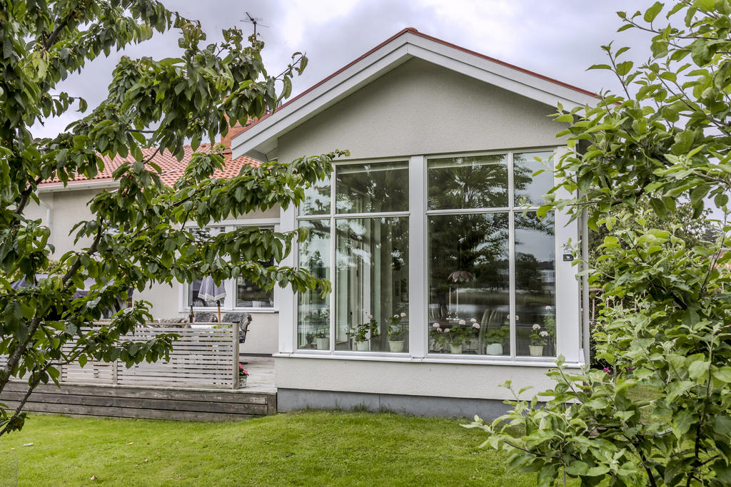 Utbyggnaden är väl integrerat i huset
