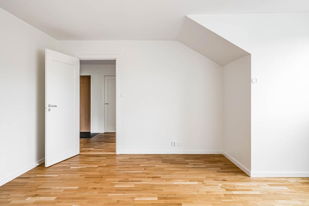 Allrum med access till entréhall