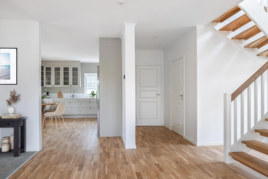 Hall mot kök
(Digital Styling)