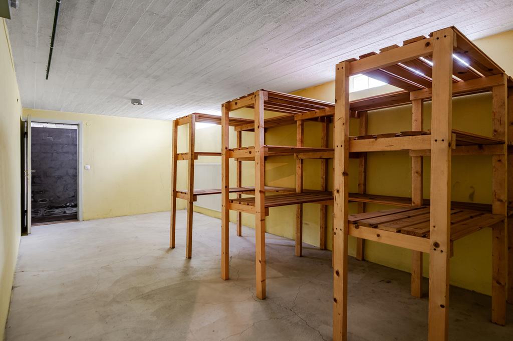 Otroligt bra förvaring i källaren