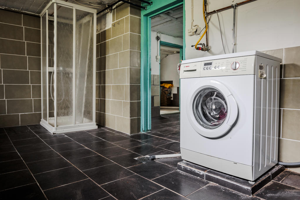 Tvättstuga med dusch