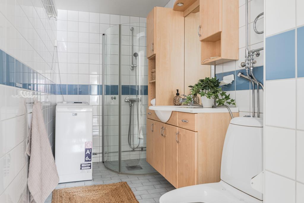 Badrum med klinker och golvvärme 