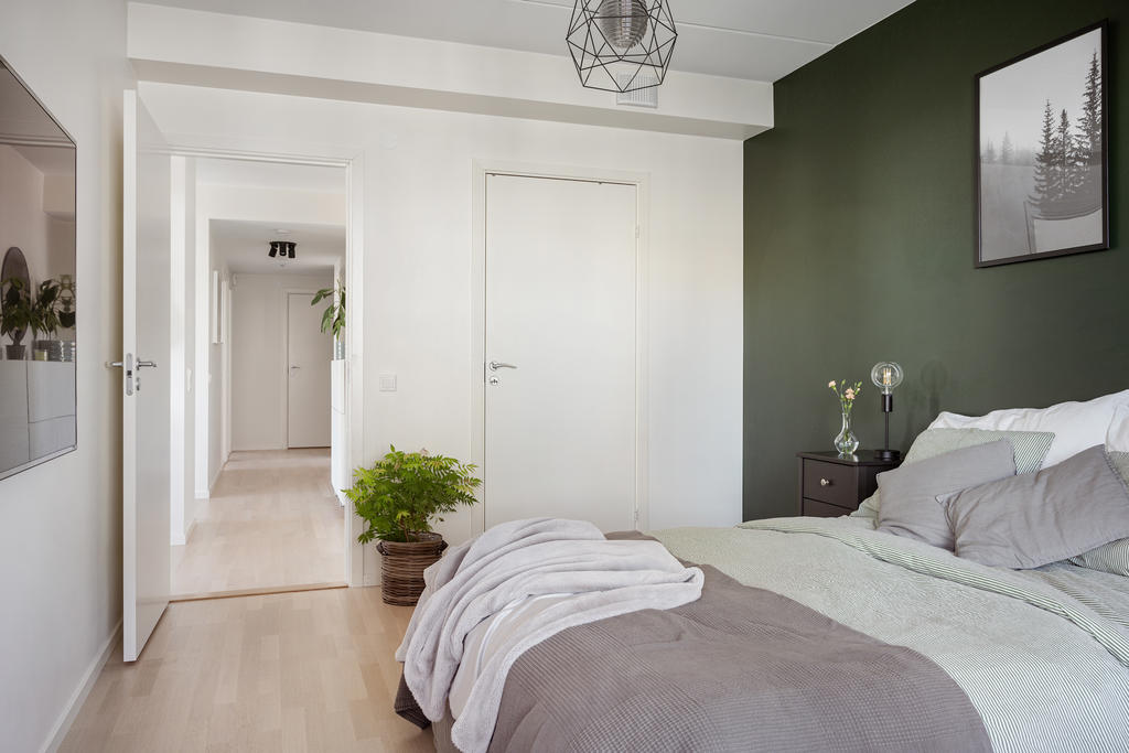 Egen walk in closet finns.