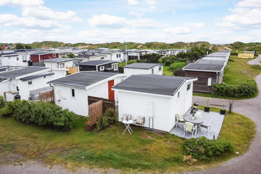 Öppen placering i området med god tillgänglighet till serviceanläggningar
