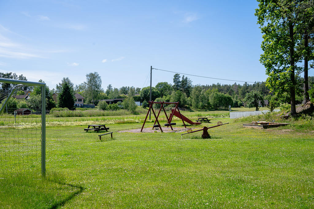 Lekplats i området