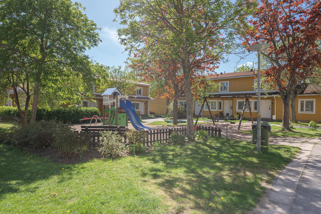 Lekplats på innergården