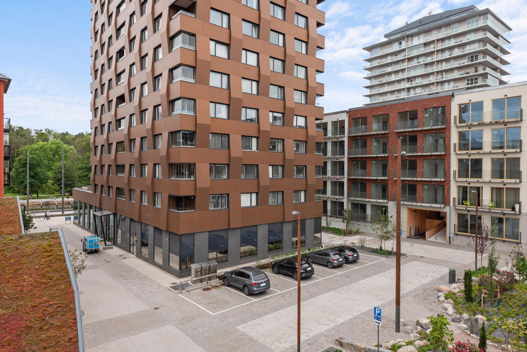 Vy från balkongen ner mot Norrtäljeån