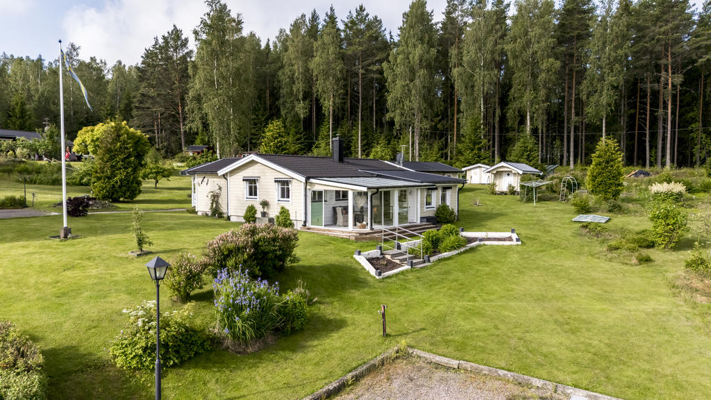 Vy in mot fastigheten