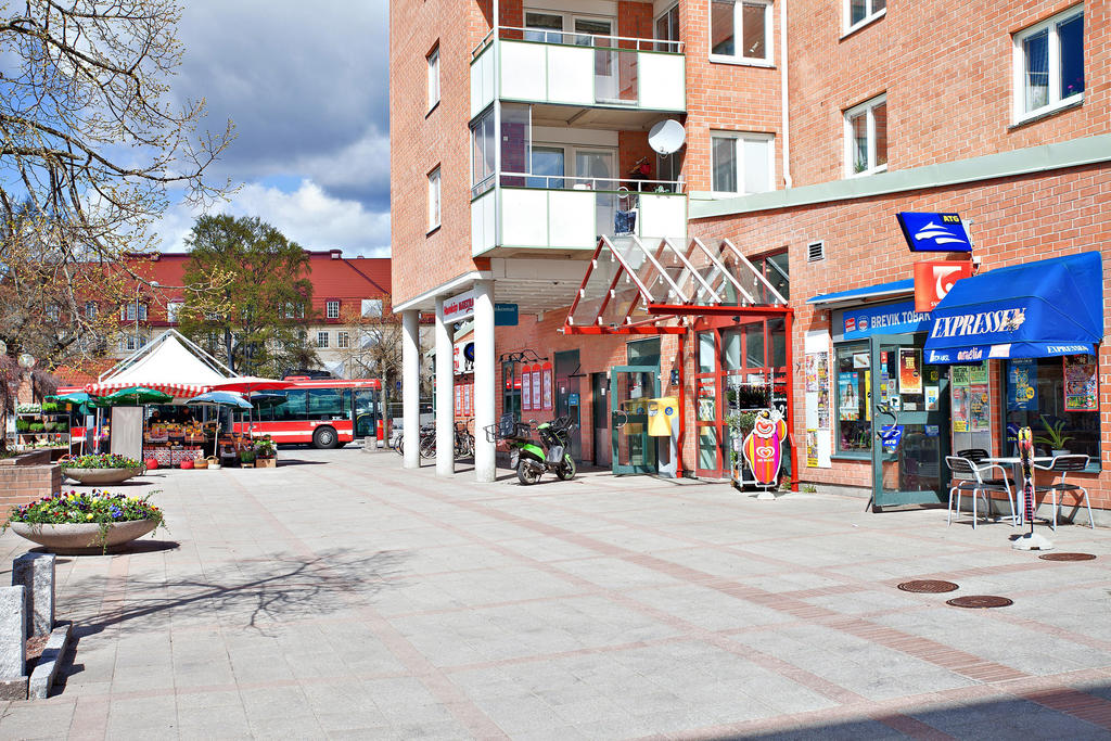 Breviks Centrum i direkt närområde