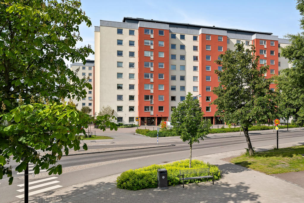 Hagavägen 1
