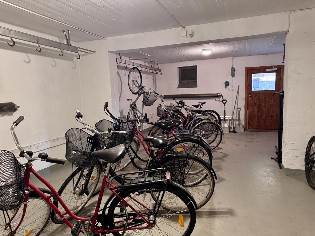 Cykelförråd.