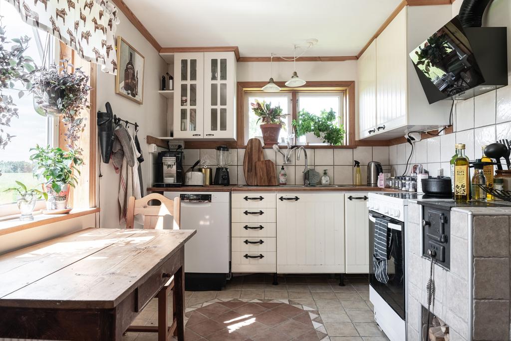 Boningshuset - Kök med vedspis