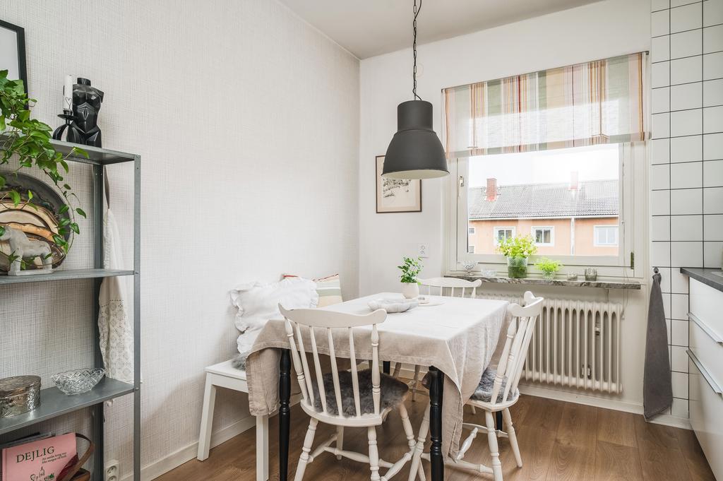 Här ryms en matplats för fyra