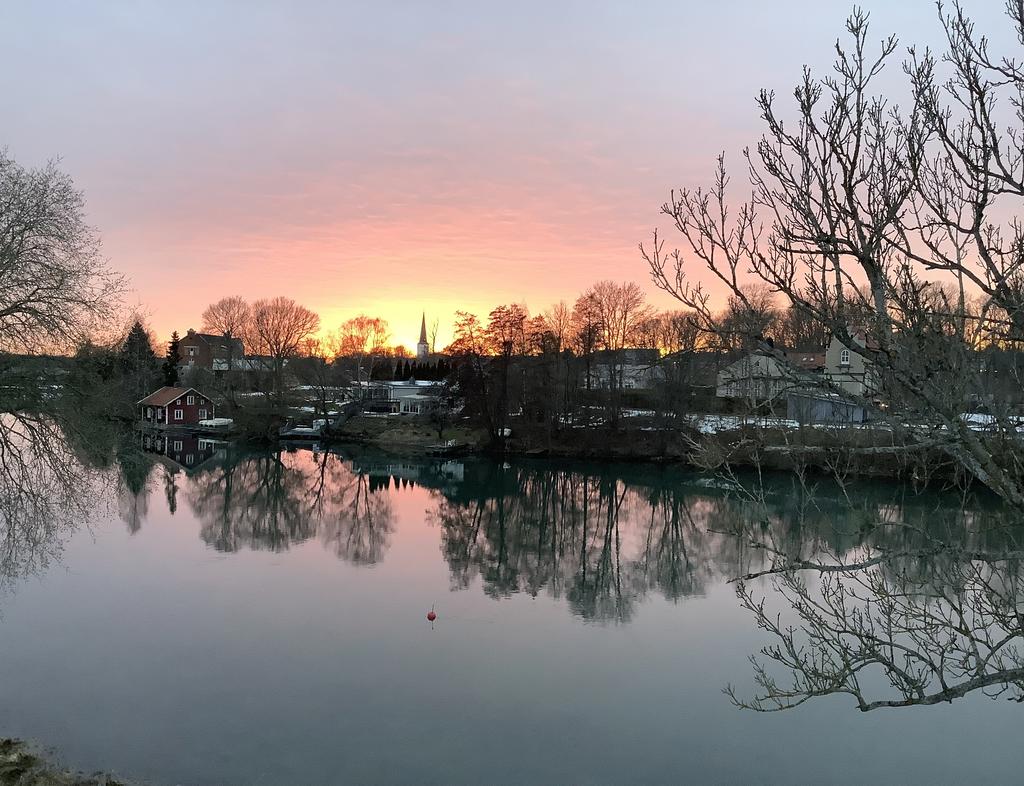 Säljarnas egna bild från balkongen.