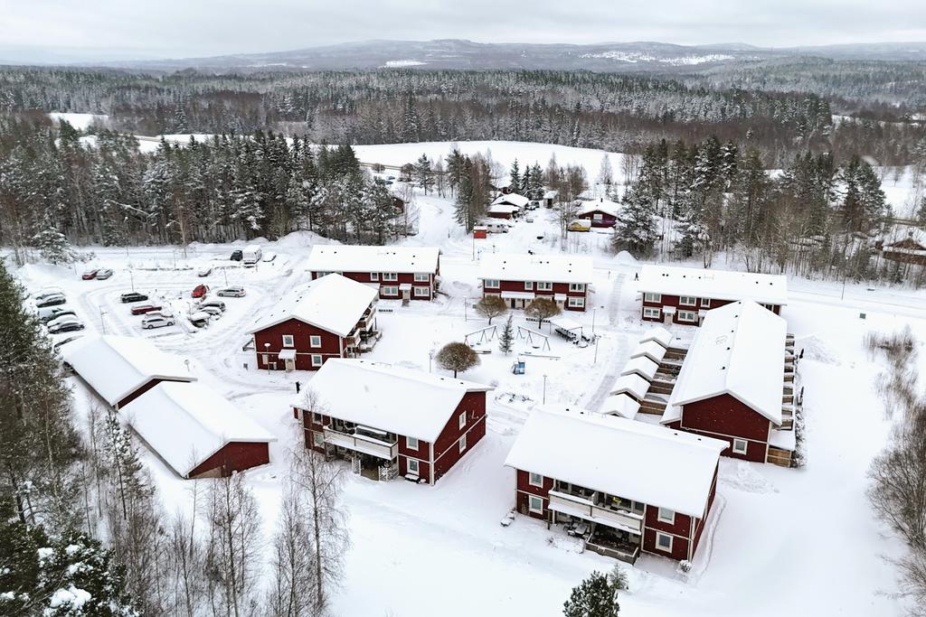 Brf Högsveden i vinterskrud