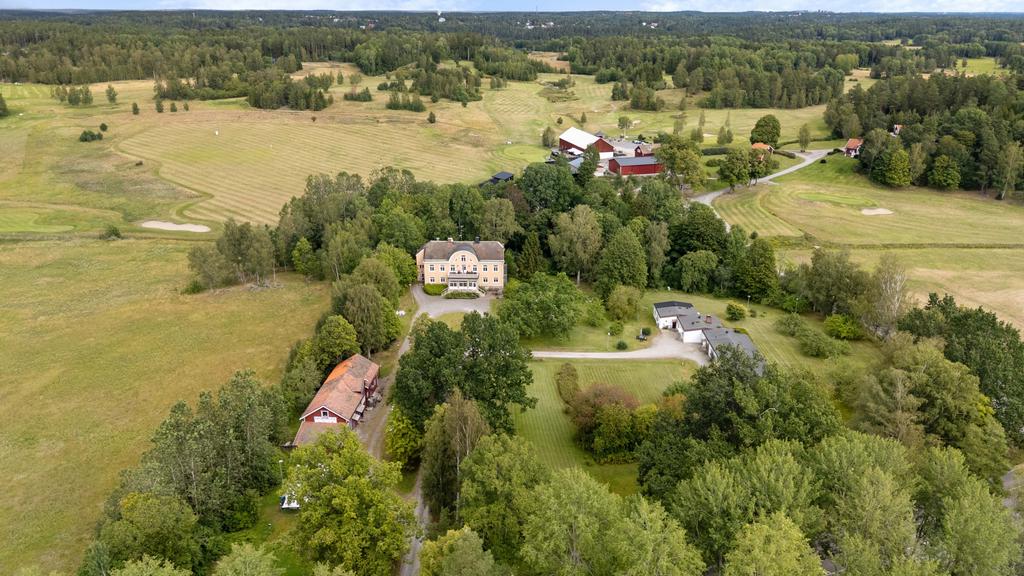 Otroliga närområden och stora vyer