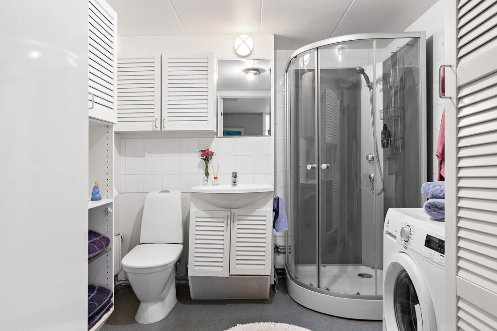 Bostadens badrum