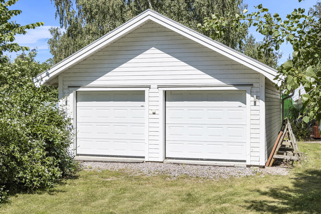 Fint dubbelgarage 