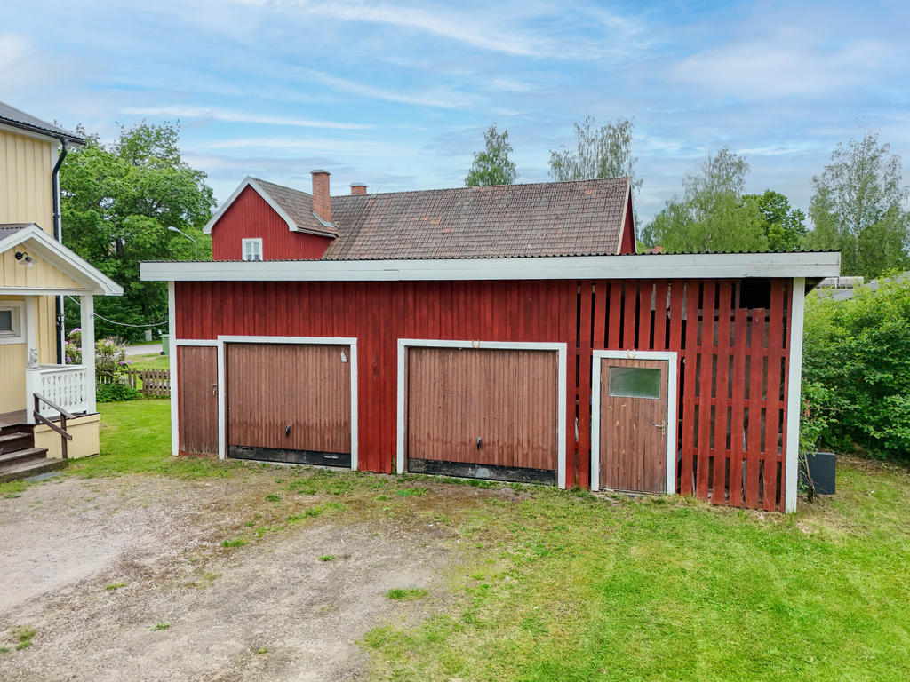 Dubbelgarage på platta 