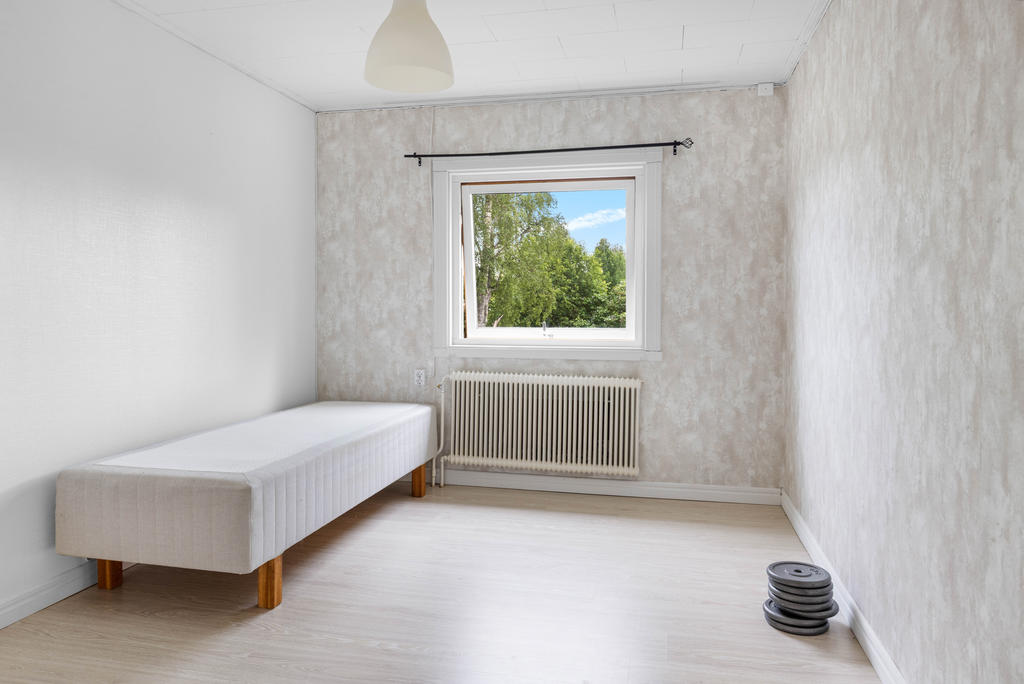 LGH 2
Sovrum ÖV