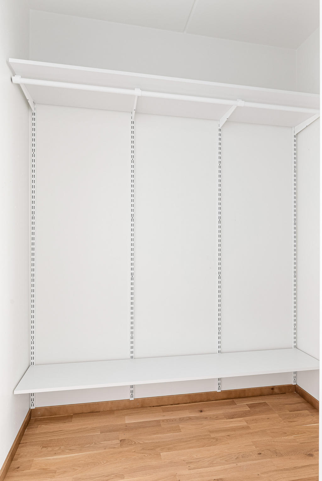 Klädkammare i hallen