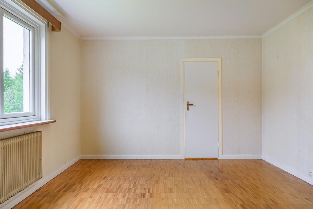 Sovrum 2 på övre plan