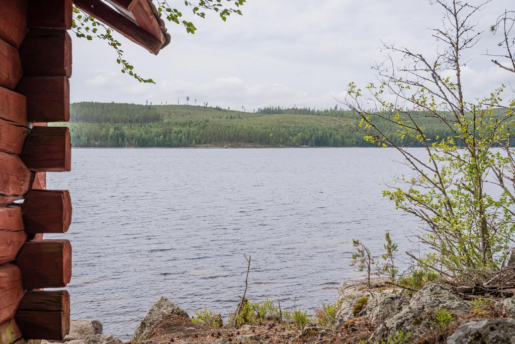 Båthus vid Höljessjön