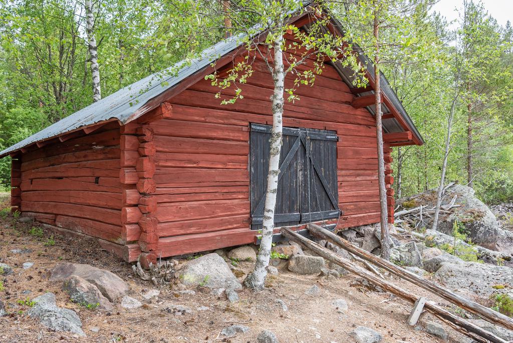 Båthus vid Höljessjön