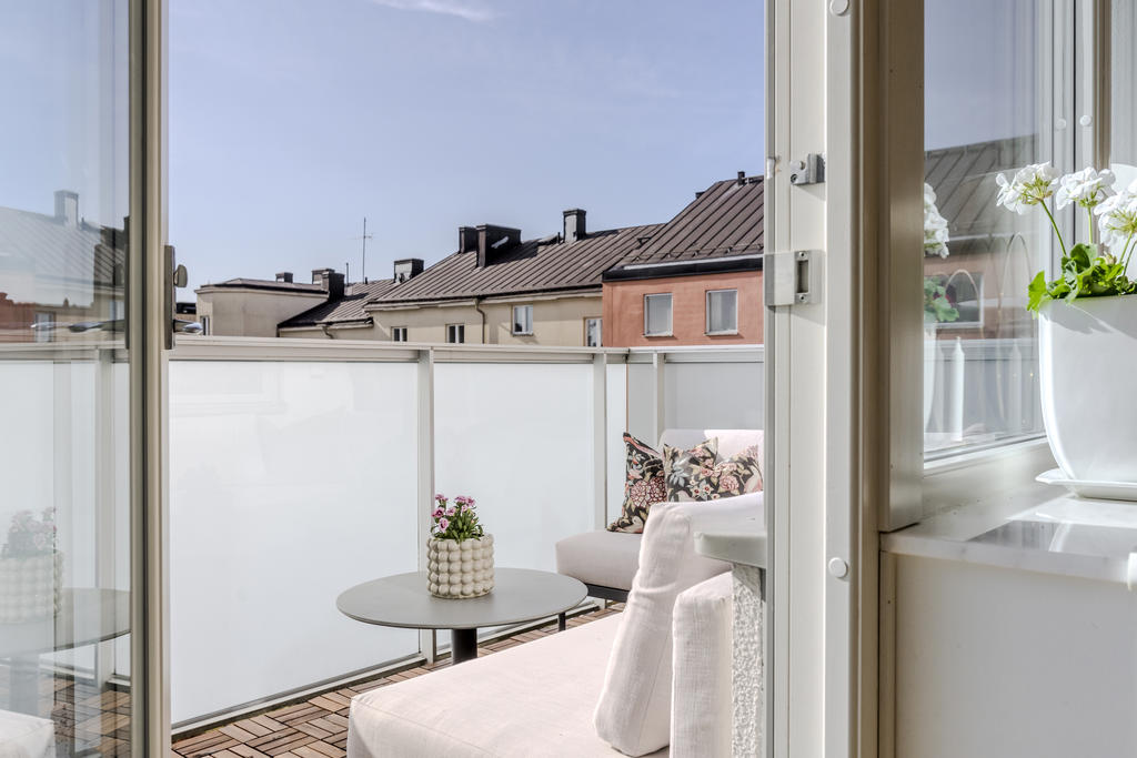 Ut till balkongen